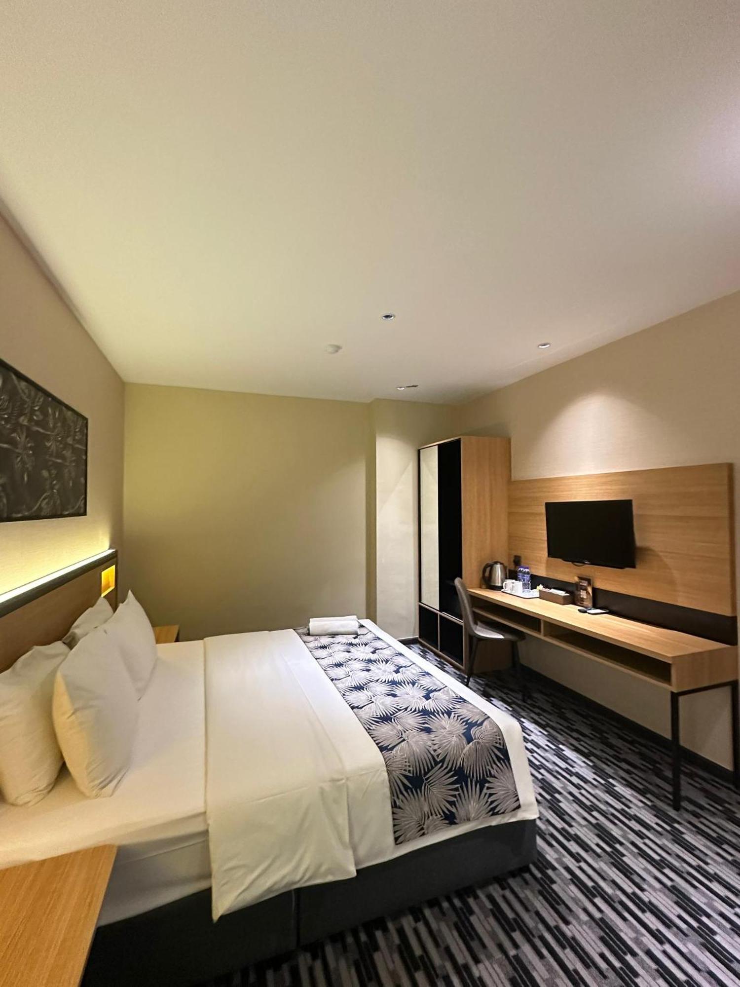 Nb Hotel Джохор-Бару Экстерьер фото